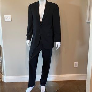 Hart Schaffner Marx Men’s Suit